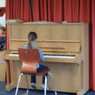 mk_m-u2 Montessori-Schulzentrum Leipzig - Neuigkeiten Grundschule 2012 - Morgenkreis hat Gold im Mund