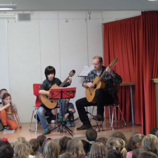 mk_m-u4 Montessori-Schulzentrum Leipzig - Neuigkeiten Grundschule 2012 - Morgenkreis hat Gold im Mund