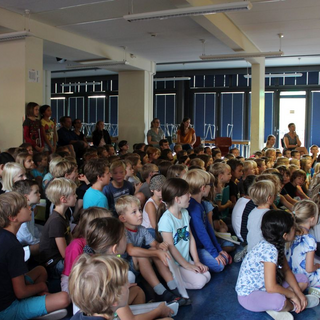 morgenkreis2018_02 Montessori-Schulzentrum Leipzig - Neuigkeiten Grundschule - Der Morgenkreisel