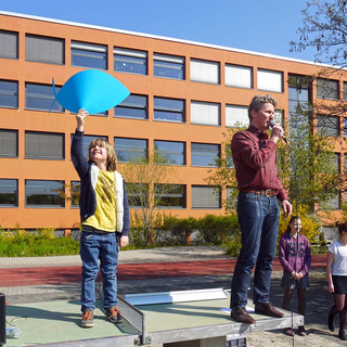 p1090267 Montessori-Schulzentrum Leipzig - Neuigkeiten Grundschule - Probealarmlogopräsentationspause