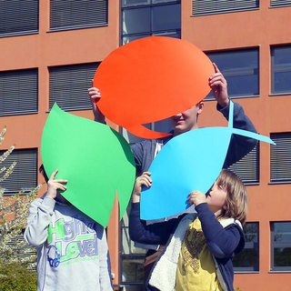 p1090282 Montessori-Schulzentrum Leipzig - Neuigkeiten Grundschule - Probealarmlogopräsentationspause