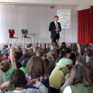 besuchobm_8 Montessori-Schulzentrum Leipzig - Neuigkeiten Grundschule 2014 - Montecity hat einen Bürgermeister