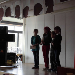 ostern3 Montessori-Schulzentrum Leipzig - Neuigkeiten Grundschule 2013 - Tulpen, Licht, Kerzen: Ostern!