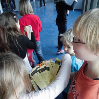 ostern6 Montessori-Schulzentrum Leipzig - Neuigkeiten Grundschule 2013 - Tulpen, Licht, Kerzen: Ostern!