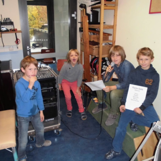 rg1-041116_01 Montessori-Schulzentrum Leipzig - Neuigkeiten Grundschule - Das Gelbe vom Ei
