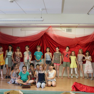 rotasia2017_04 Montessori-Schulzentrum Leipzig - Neuigkeiten Grundschule - Schau mal durch die rote Brille