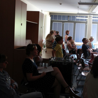 rotasia2017_15 Montessori-Schulzentrum Leipzig - Neuigkeiten Grundschule - Schau mal durch die rote Brille