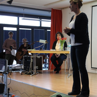 sandwichkind_01 Montessori-Schulzentrum Leipzig - Neuigkeiten Grundschule - Zur Buchmesse gibt es ein Sandwich - Kind