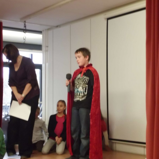 stmartin_andacht1 Montessori-Schulzentrum Leipzig - Neuigkeiten Grundschule 2012 - St. Martin teilt (uns etwas mit)!