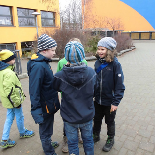 schiriausbildung2016_01 Montessori-Schulzentrum Leipzig - Neuigkeiten Grundschule - Dreh' dich nicht um - oh, oh, oh. Der Schiedsrichter geht um!