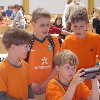 schulschach_5 Montessori-Schulzentrum Leipzig - Neuigkeiten Grundschule 2013 - Pokale, 1. Plätze, Sachsenmeister und mehr!