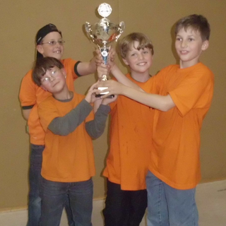 schulschach_6 Montessori-Schulzentrum Leipzig - Neuigkeiten Grundschule 2013 - Pokale, 1. Plätze, Sachsenmeister und mehr!