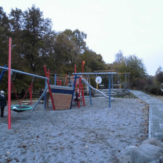 spielplatz_1 Montessori-Schulzentrum Leipzig - Neuigkeiten Grundschule 2014 - Wie aus Wünschen Wirklichkeit wird
