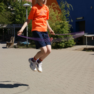 spofeneu_20 Montessori-Schulzentrum Leipzig - Neuigkeiten Grundschule - Willst du mit mir gehen? Zum Sportfest?