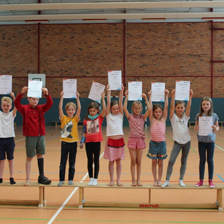 sportfestausw2018_10 Montessori-Schulzentrum Leipzig - Neuigkeiten Grundschule - Auf die Bänke, fertig, los!