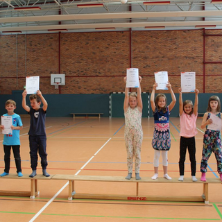 sportfestausw2018_17 Montessori-Schulzentrum Leipzig - Neuigkeiten Grundschule - Auf die Bänke, fertig, los!