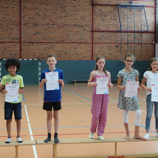 sportfestausw2018_21 Montessori-Schulzentrum Leipzig - Neuigkeiten Grundschule - Auf die Bänke, fertig, los!