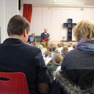 stmartinmdr_03 Montessori-Schulzentrum Leipzig - Neuigkeiten Grundschule - Sprechende Mäntel