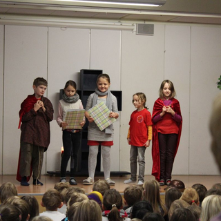 stmartinmdr_04 Montessori-Schulzentrum Leipzig - Neuigkeiten Grundschule - Sprechende Mäntel