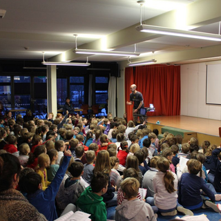 sternsinger2019_01 Montessori-Schulzentrum Leipzig - Neuigkeiten - Sternsinger im Schneetreiben