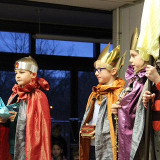 sternsinger_02 Montessori-Schulzentrum Leipzig - Neuigkeiten Grundschule - Sie kommen daher aus dem Morgenland