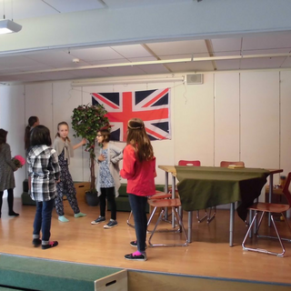 theaterschm_01 Montessori-Schulzentrum Leipzig - Neuigkeiten Grundschule - 5 Schwestern in London