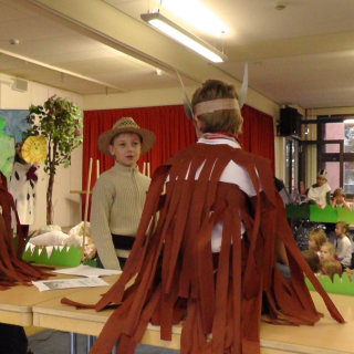 theaterthelma2014_03 Montessori-Schulzentrum Leipzig - Neuigkeiten Grundschule 2014 - Thelma - die weiße Kuh