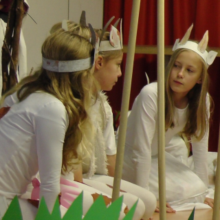 theaterthelma2014_05 Montessori-Schulzentrum Leipzig - Neuigkeiten Grundschule 2014 - Thelma - die weiße Kuh