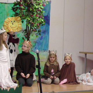 theaterthelma2014_07 Montessori-Schulzentrum Leipzig - Neuigkeiten Grundschule 2014 - Thelma - die weiße Kuh