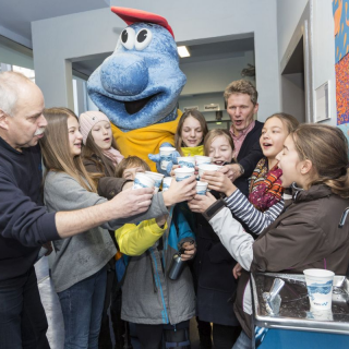 trinkbrunneniii-1 Montessori-Schulzentrum Leipzig - Neuigkeiten - Wir können allen das Wasser reichen…