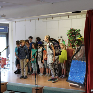 verabschiedung2017_05 Montessori-Schulzentrum Leipzig - Neuigkeiten Grundschule - Unsere Viertklässler sind 'ne sichere Bank!