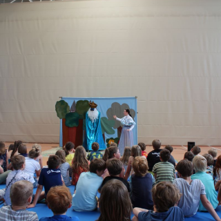 wht_firebird_11 Montessori-Schulzentrum Leipzig - Neuigkeiten Grundschule - Weiß-Pferd-Theater